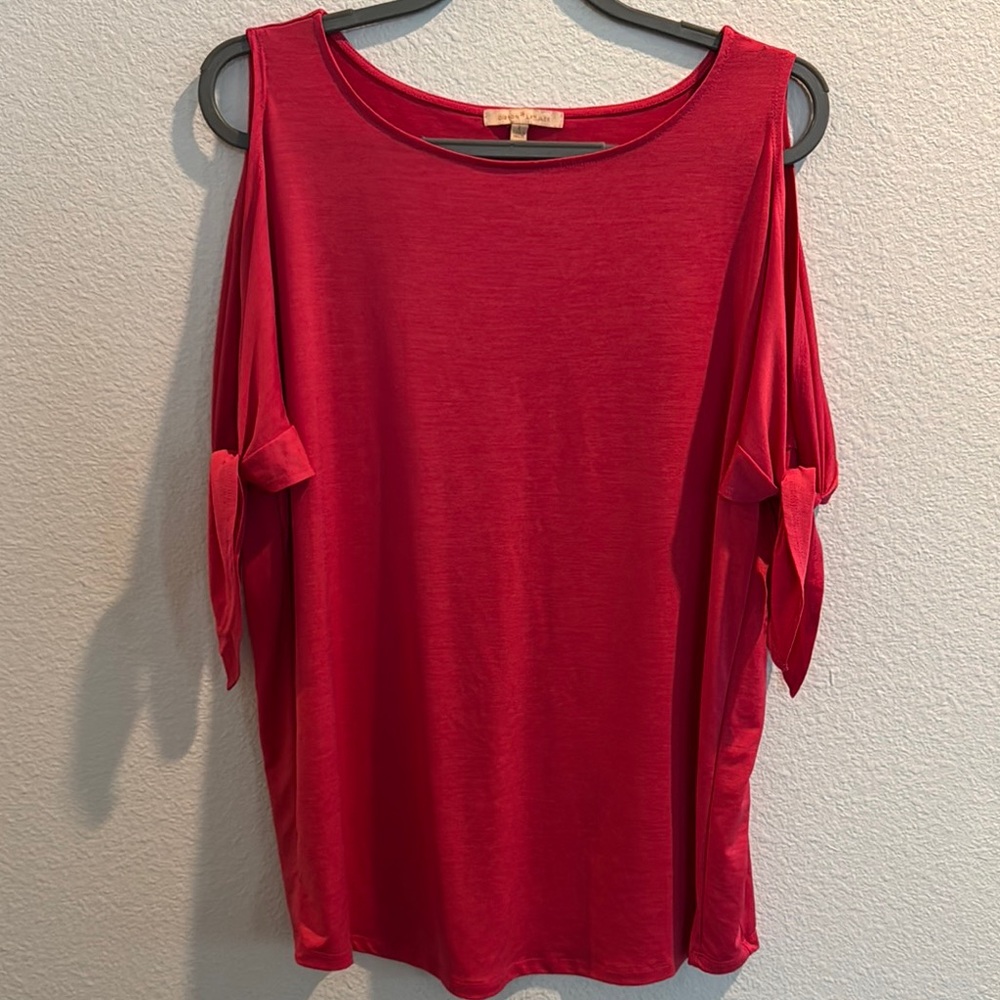Gibson Latimer Pink Cold Shoulder Blouse